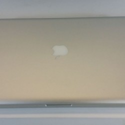 MacBook Pro 17 2011 i7 8 Go‏